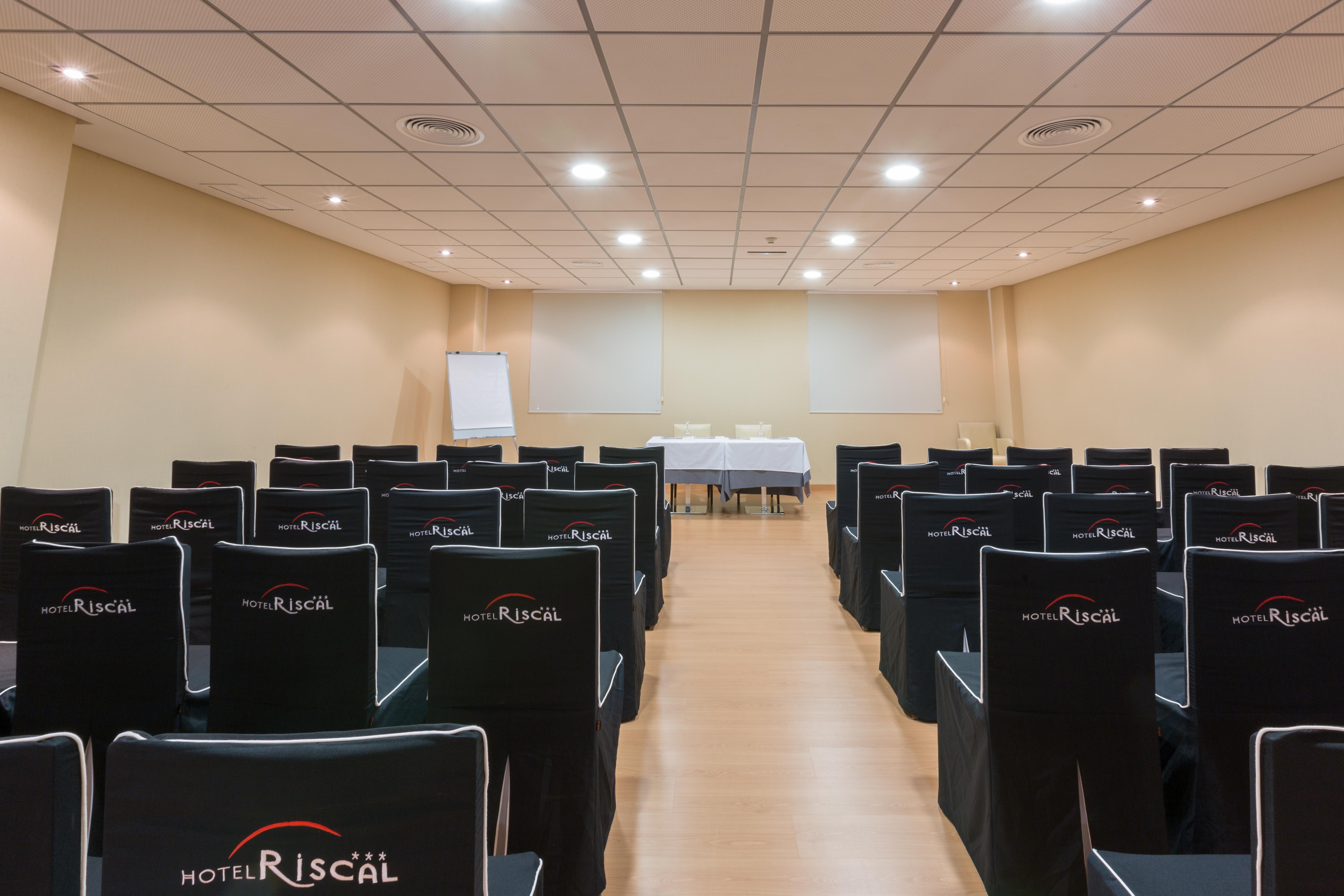 Sercotel Riscal Hotel 3*