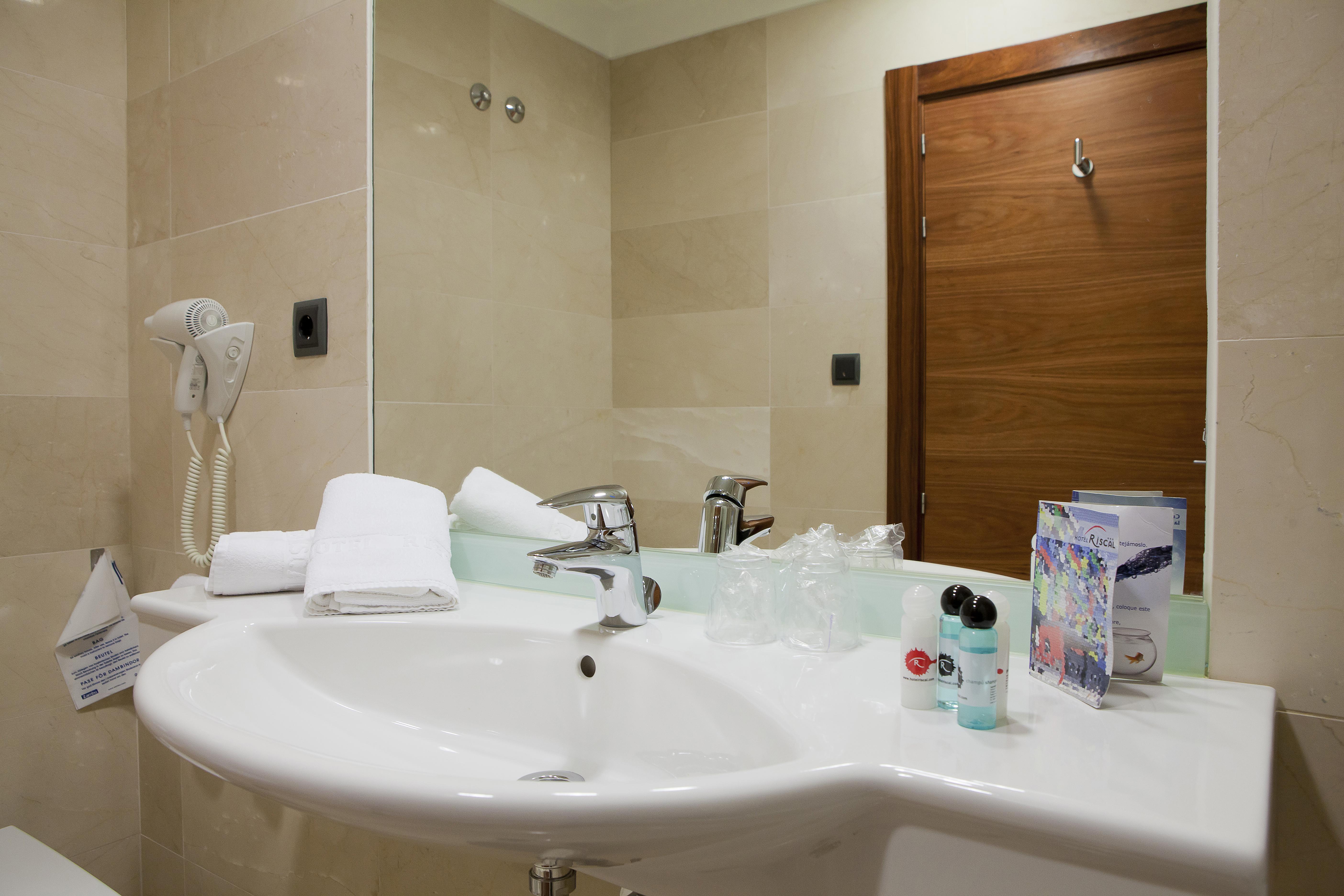 Sercotel Riscal Hotel